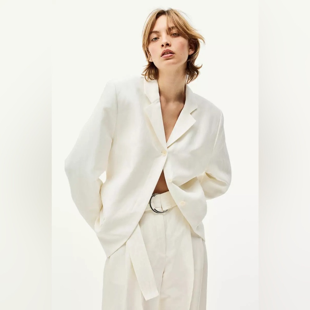 H&M Linen Blend Blazor - Picture 2 of 6